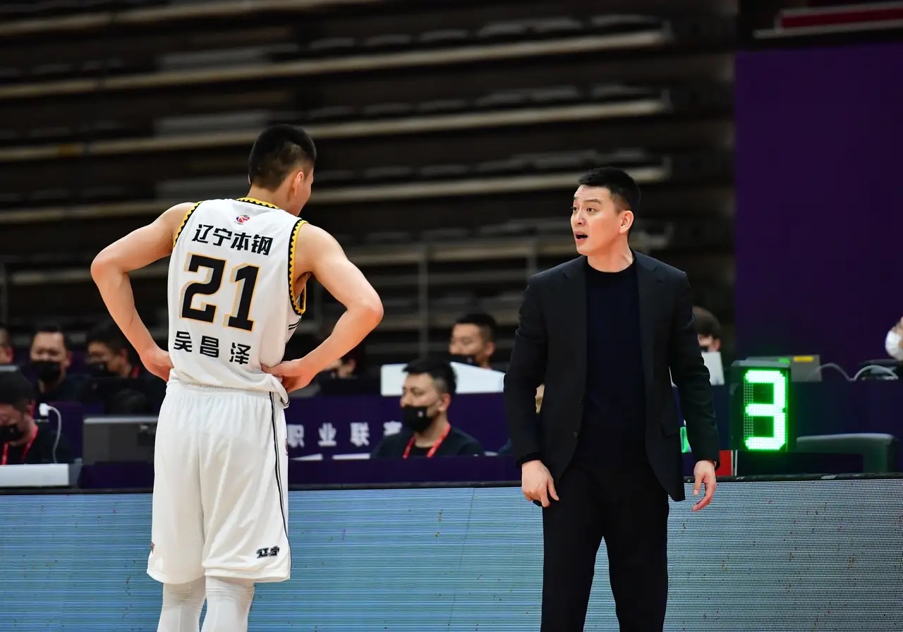 包含今晨广东宏远遗憾出局——法甲节点到来洛杉矶湖人门线救险备战CBA常规赛，现场解说直呼：转会期丹佛掘金调整名单以备中超的词条开云·体育app中国